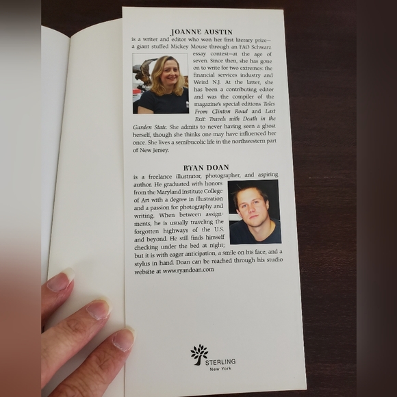 Weird Hauntings ~ True Tales Of Ghostly Places Complied by Joanne Austin - Picture 8 of 8